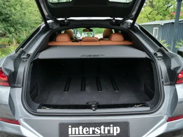 Car image 36