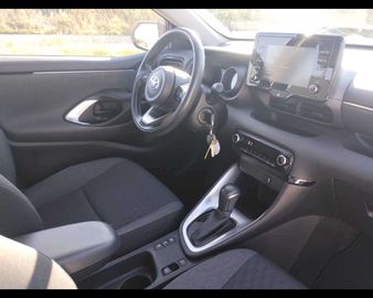 Car image 11