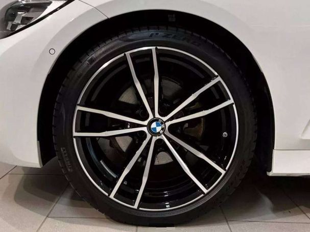 BMW 320d Touring xDrive 140 kW image number 8