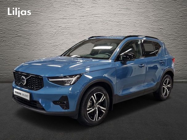 Volvo XC40 B3 Plus Dark 120 kW image number 1