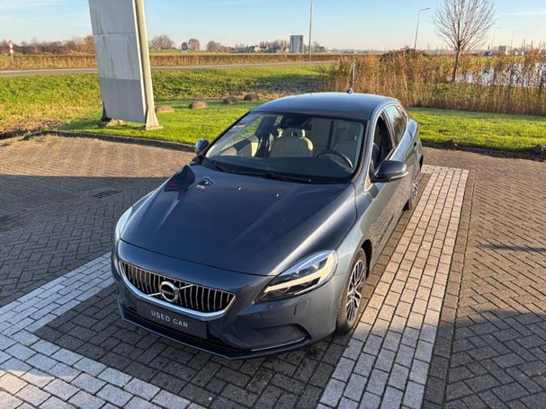 Volvo V40 D3 Inscription 110 kW image number 22