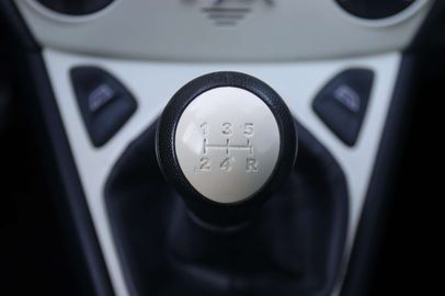 Car image 22