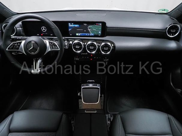 Mercedes-Benz A 200 120 kW image number 2