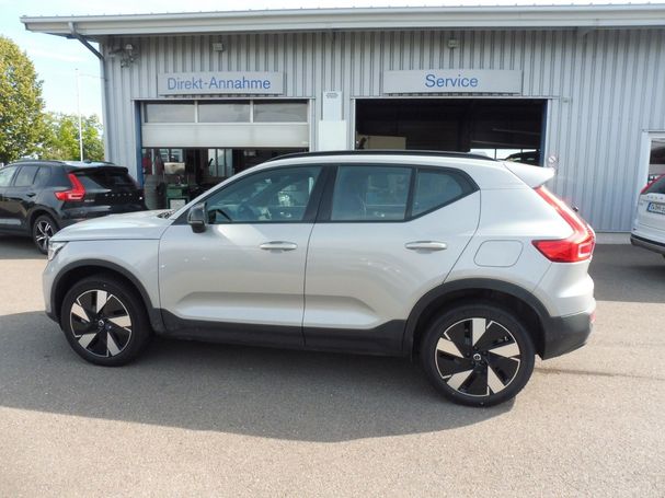 Volvo XC40 Recharge Pure Electric Core 185 kW image number 4