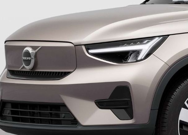 Volvo XC40 200 kW image number 3