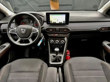 Car image 21