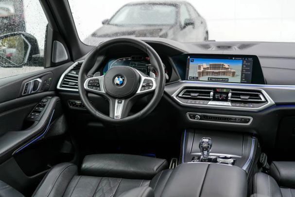 BMW X5 xDrive 250 kW image number 10