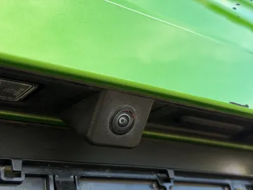 Car image 26