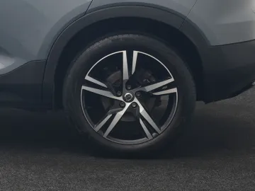 Car image 46