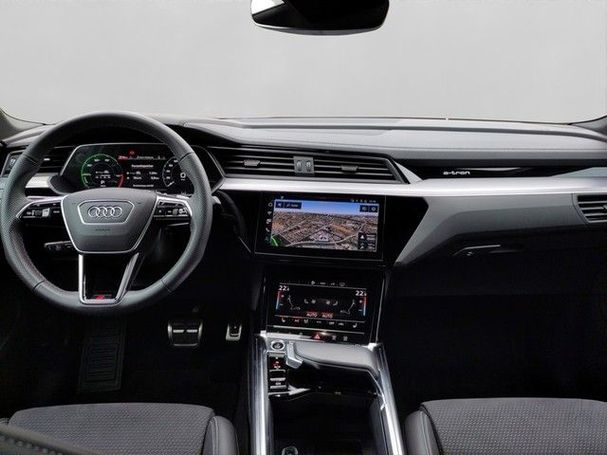 Audi Q8 50 quattro e-tron S-line Sportback 250 kW image number 10