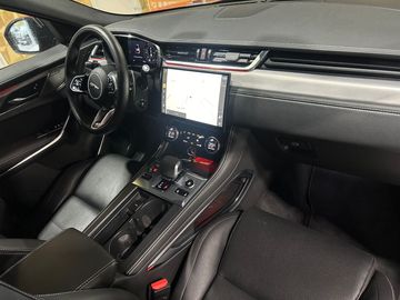 Car image 22