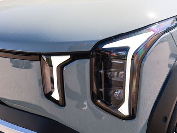Car image 31