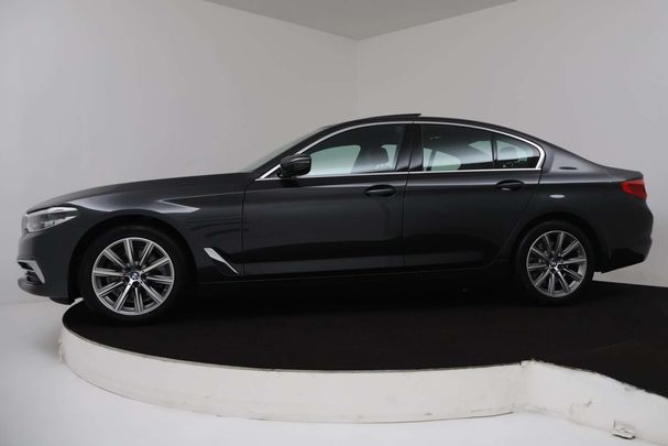 BMW 520i 135 kW image number 2