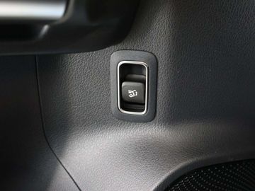 Car image 41