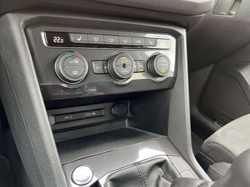 Car image 33