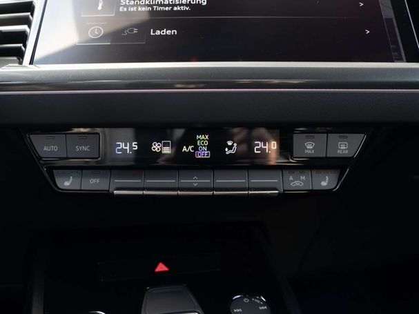 Audi e-tron 55 quattro S-line 300 kW image number 22