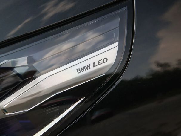 BMW 520d xDrive 146 kW image number 28