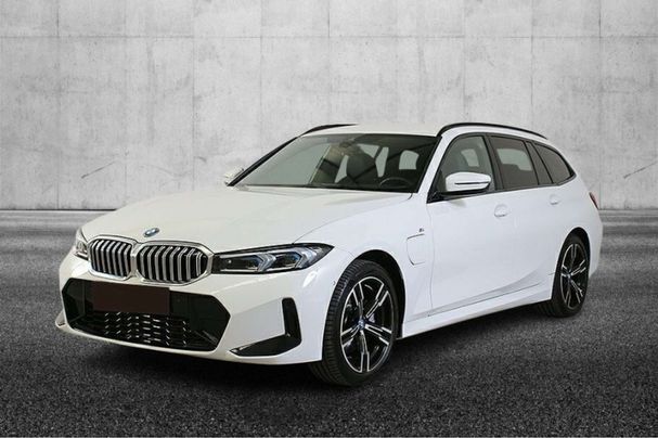 BMW 330e Touring 215 kW image number 1