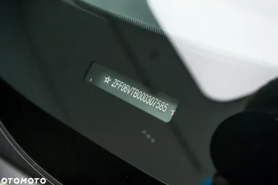Car image 38