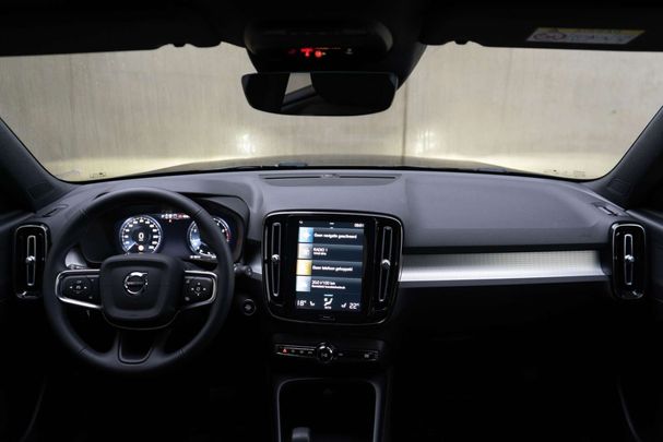 Volvo XC40 T3 Momentum 120 kW image number 21