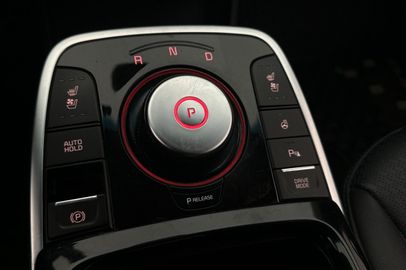 Car image 23