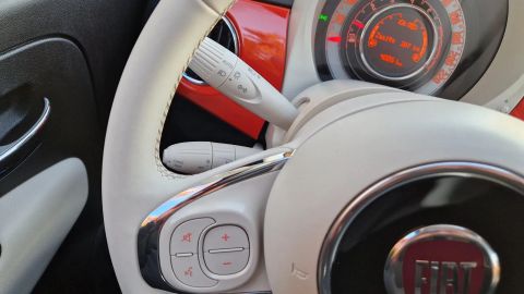 Car image 24