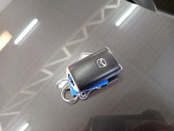 Car image 27