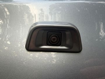 Car image 27