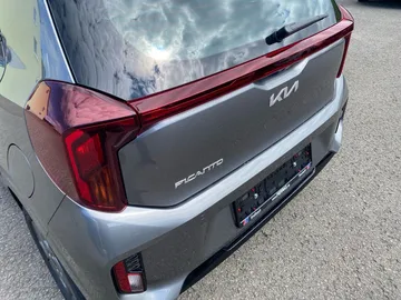 Car image 31