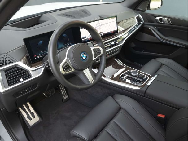 BMW X5 50e xDrive 360 kW image number 15