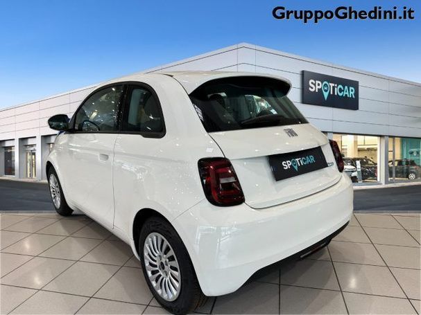 Fiat 500 e Action 70 kW image number 4