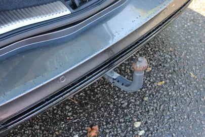 Car image 32