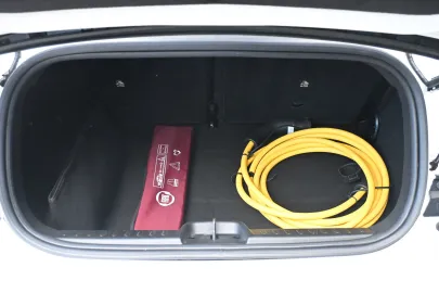 Car image 31