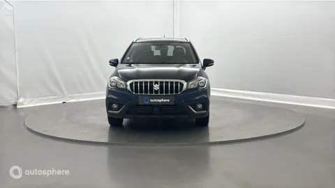 Car image 3