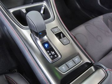 Car image 9