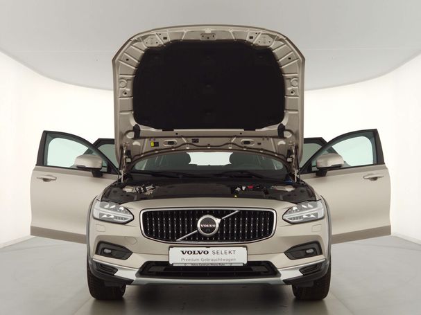 Volvo V90 Cross Country AWD B5 173 kW image number 10