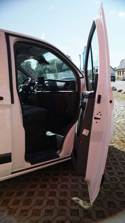 Ford Transit Custom 300 96 kW image number 8