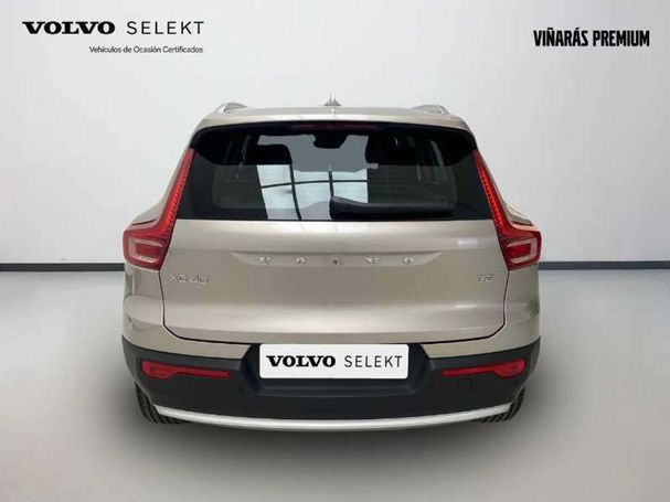 Volvo XC40 T2 Core 95 kW image number 4