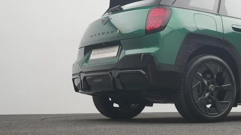 Car image 22