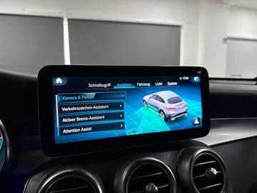 Car image 32