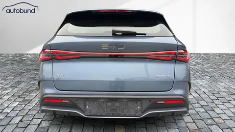 Car image 37