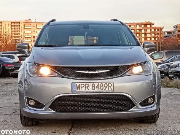 Chrysler Pacifica 214 kW image number 5