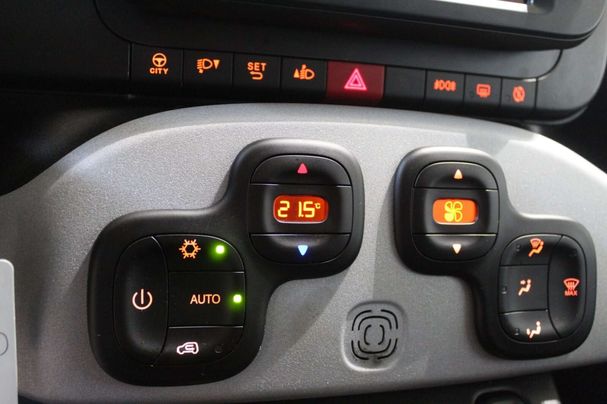 Fiat Panda 1.0 Hybrid GARMIN 52 kW image number 12