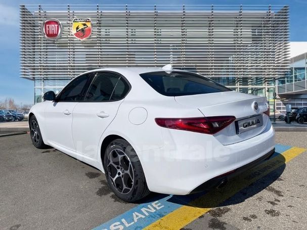 Alfa Romeo Giulia 2.0 AT8 Super 148 kW image number 21