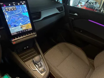 Car image 37