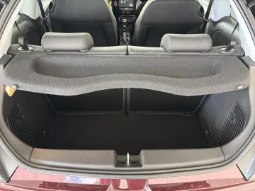 Car image 31