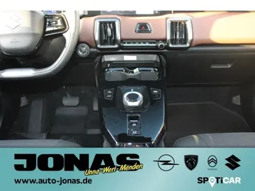 Car image 26