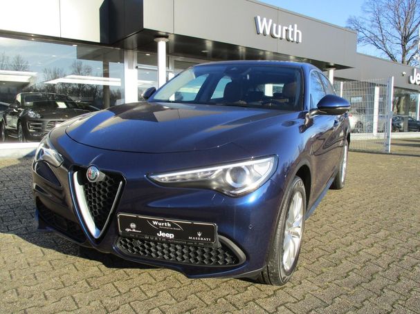 Alfa Romeo Stelvio 2.2 Diesel Q4 Super 140 kW image number 1