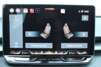 Car image 27