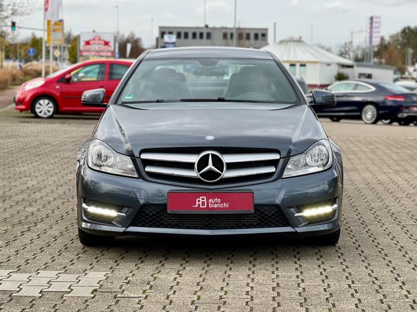 Mercedes-Benz C 180 Coupe 115 kW image number 3